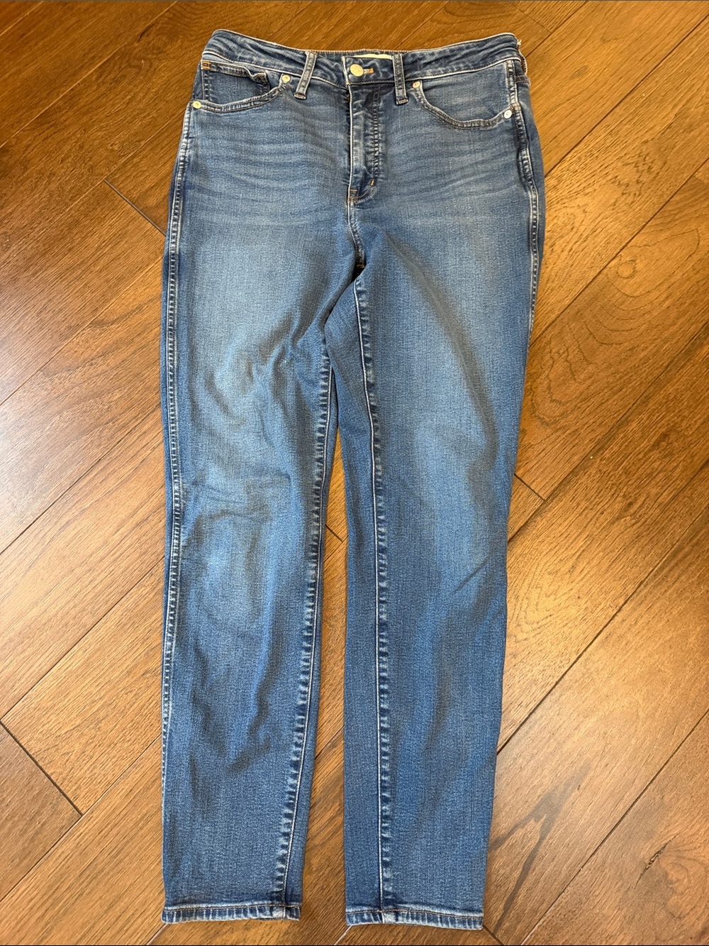 Madewell Curvy High Rise Skinny Jeans in Medium Blue Wash Size 29 - C73-018